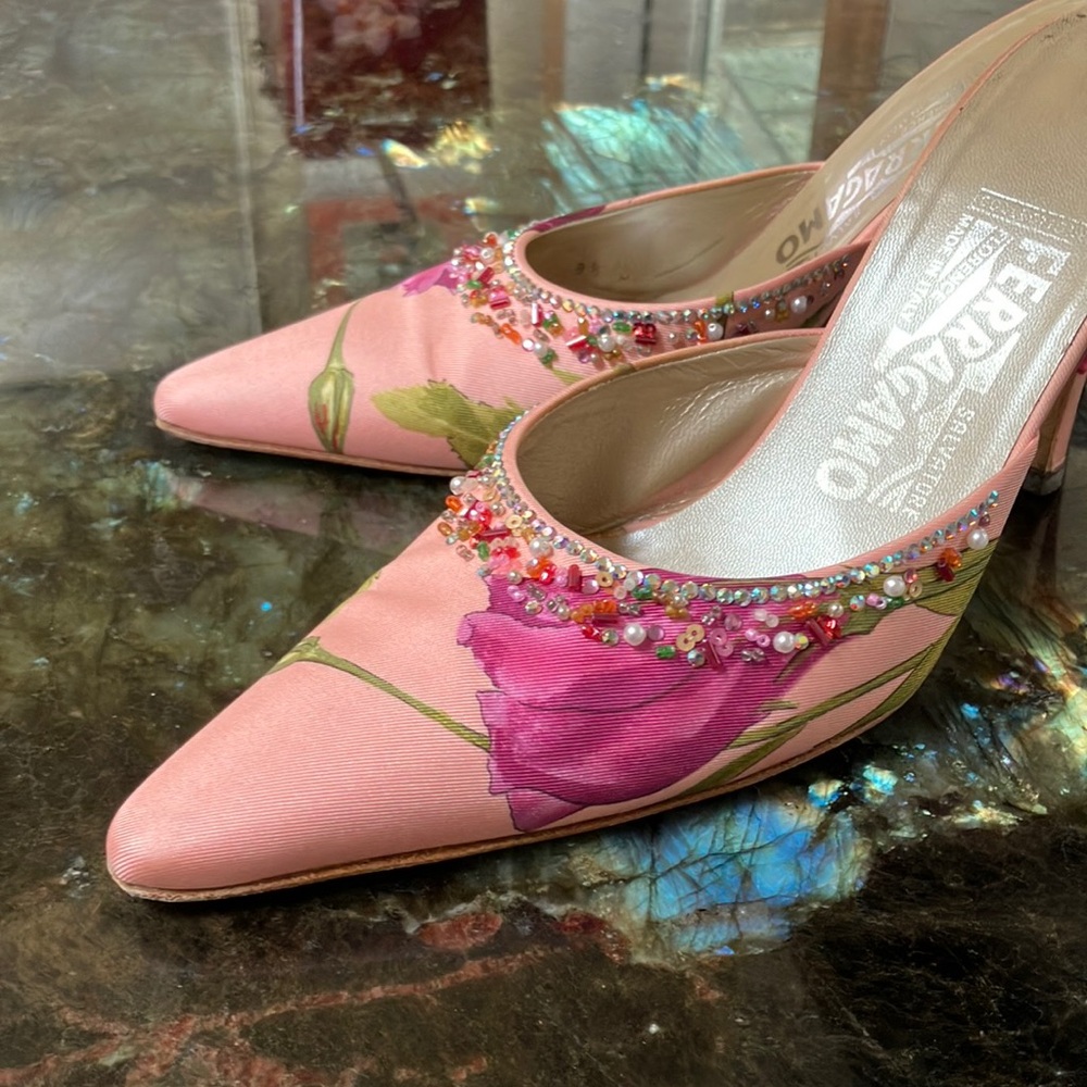 Salvatore Ferragamo Pink and Purple Heels with Elegant Design